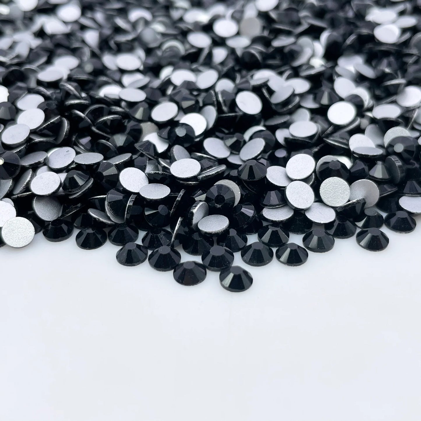 Planet Rhinestone SS20 Jet Black Glass Rhinestones
